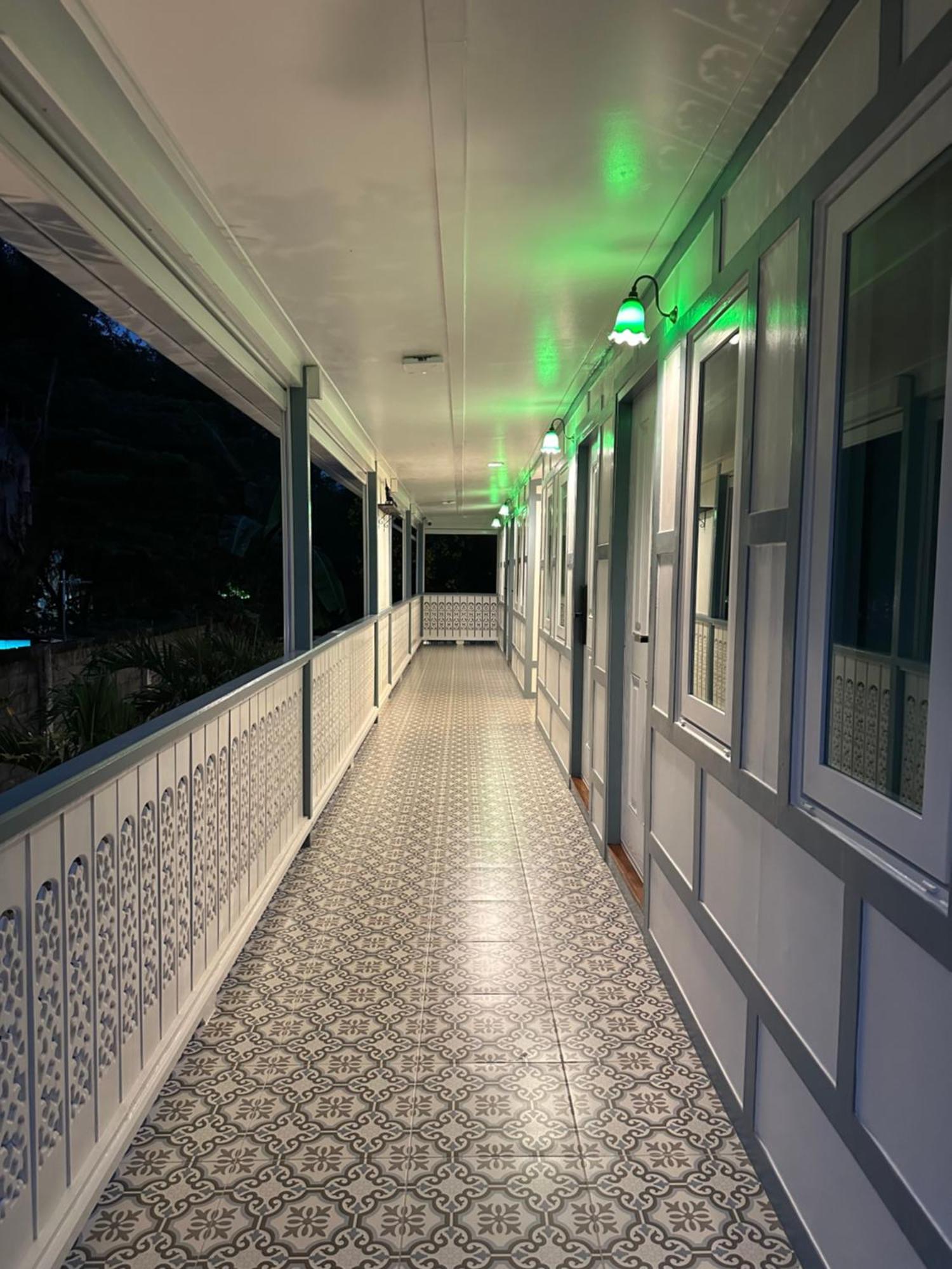Baan Debtida Otel Bangkok Dış mekan fotoğraf