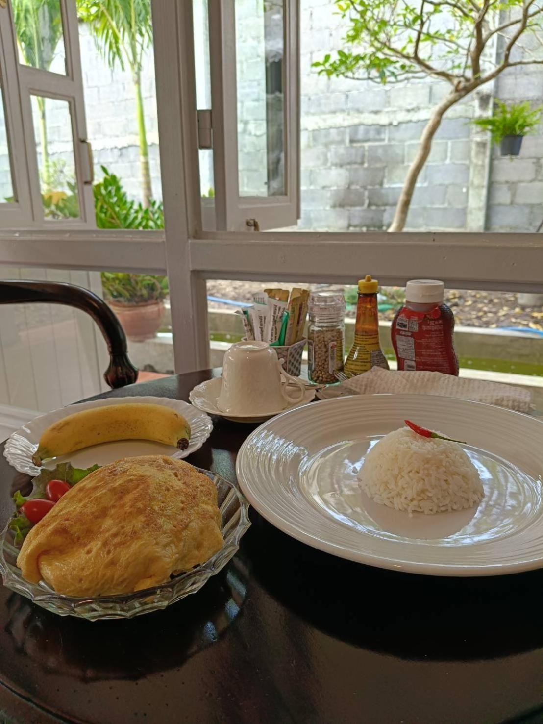 Baan Debtida Otel Bangkok Dış mekan fotoğraf